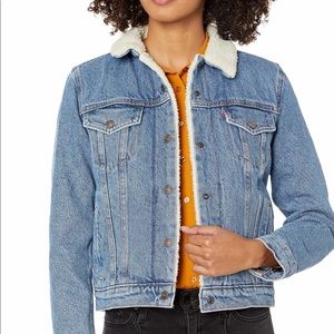Levi’s Women’s Original Sherpa Trucker